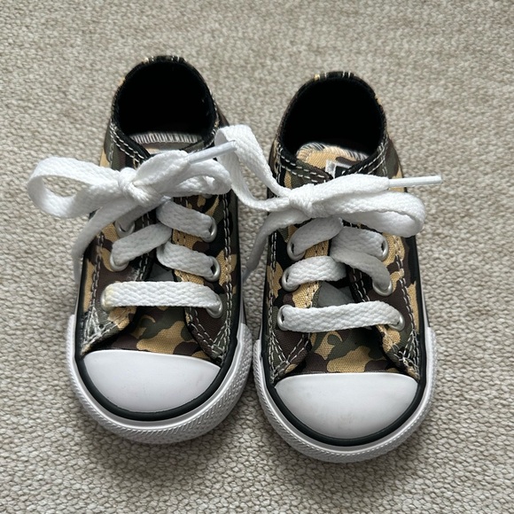 Low Profile Infant Converse Camouflage Size 3 - Picture 1 of 4